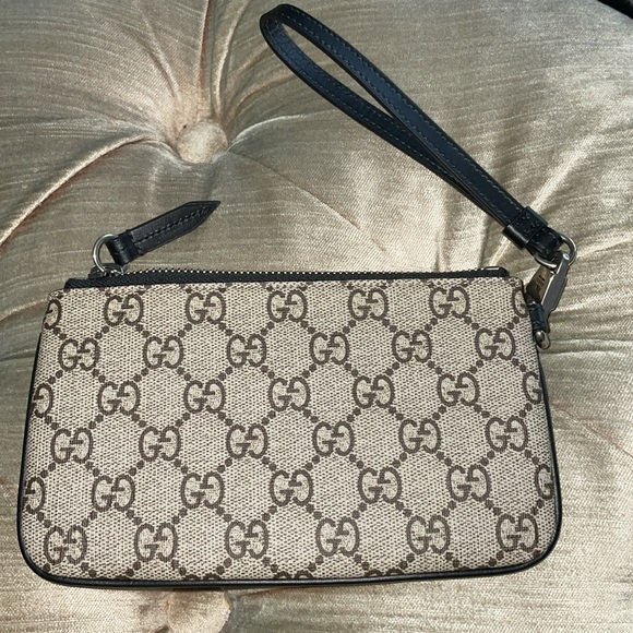 NWOT authentic Gucci snake print GG supreme pouch - Picture 2 of 11